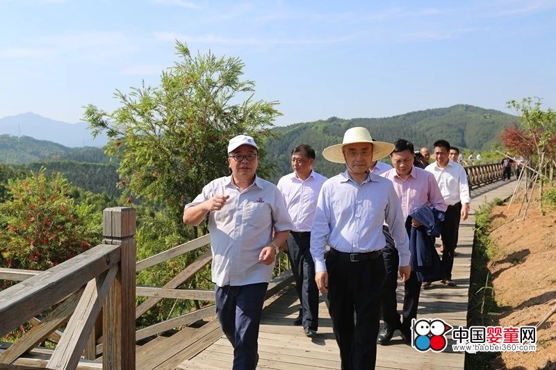 �r(n��ng)�п��и����L(zh��ng)����һ���W�R���ɼ��F(tu��n)�{(di��o)��ָ��(d��o)����