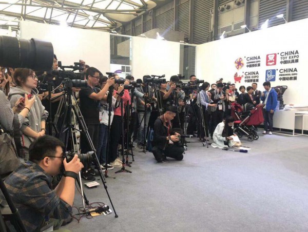 ���I�Y���Ї�����70���꡿�ں�ȫ�򃞄��YԴ�����I��ߋ�ͯ�a�I�lչ��څ��